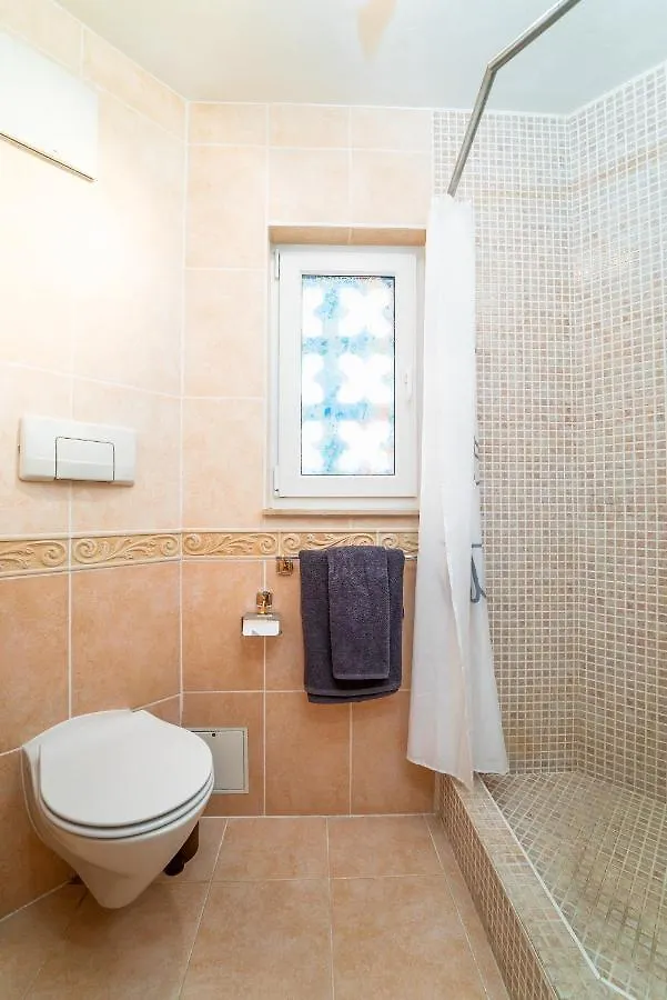 Azahara 1 3A Casa Concha Great Location And Nice View Located In The Popular Aloha Apartment Marbella