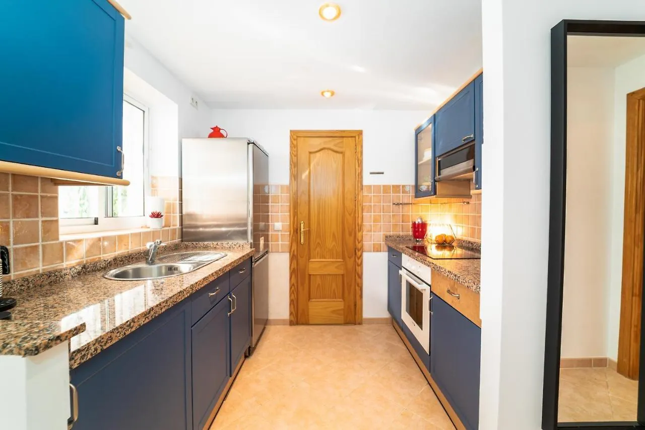 Azahara 1 3A Casa Concha Great Location And Nice View Located In The Popular Aloha Apartment Marbella
